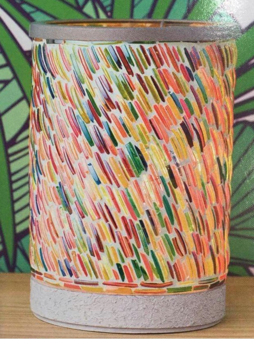 Scentsy Colors of the Rainbow Lampshade Warmer Retired- $38